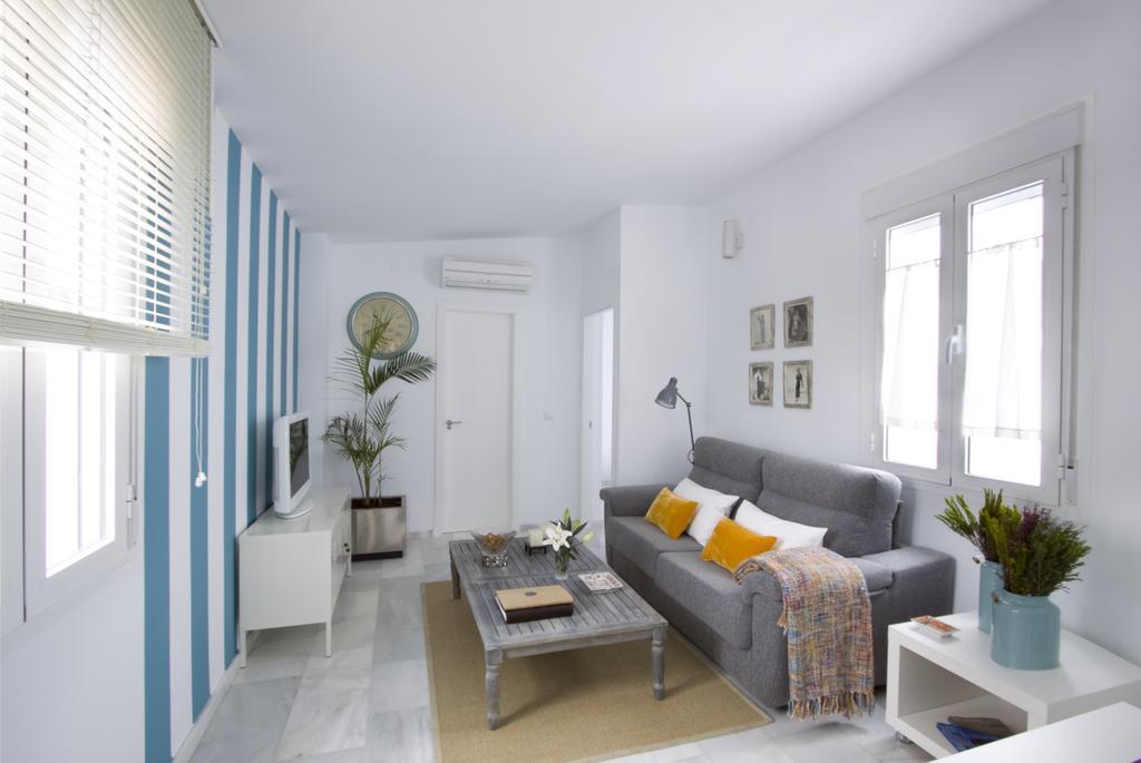 Apartamentos Plaza Pilatos Sevilla Bagian luar foto